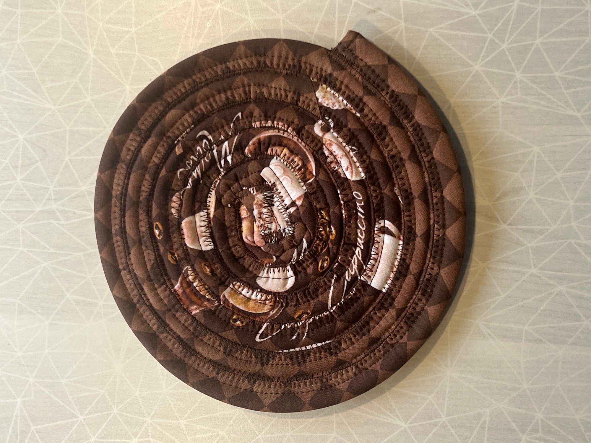 Coffee Station Jellyroll Trivet (brown design/coffee cups)